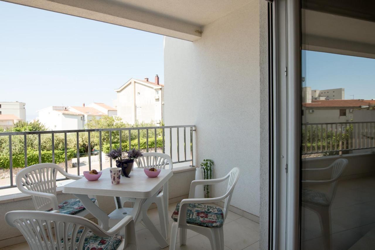 Apartments Mattea Makarska Bagian luar foto