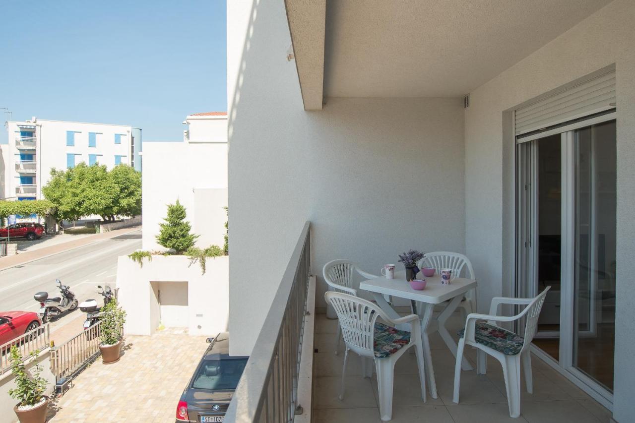 Apartments Mattea Makarska Bagian luar foto
