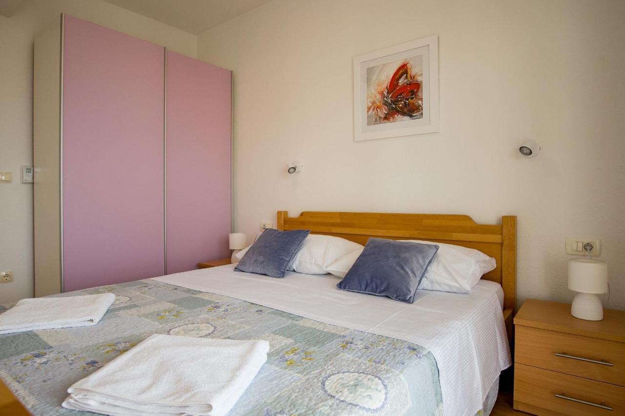 Apartments Mattea Makarska Bagian luar foto